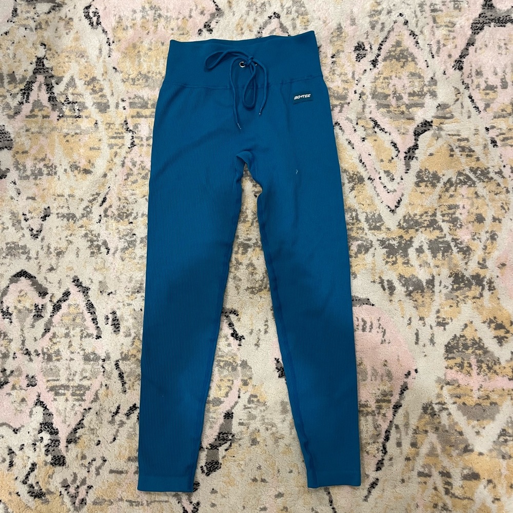 Bo+tee leggings